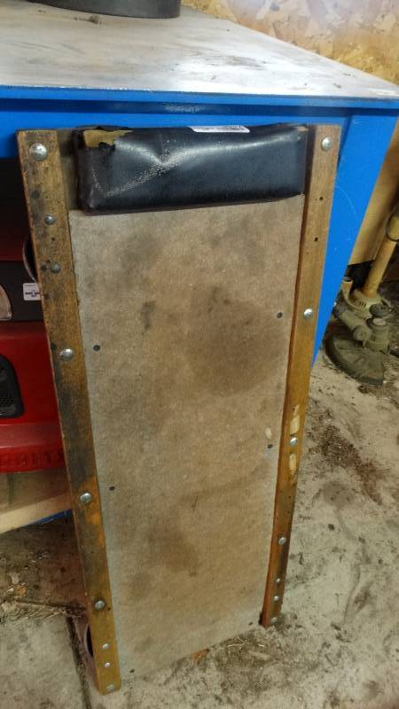 lot 3017 image: Floor creeper.