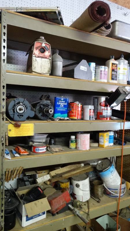 lot 3072 image: Contents of 4 shelves.