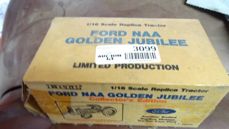 lot 3099 image: Ford NAA golden jubilee 116 replica tractor.