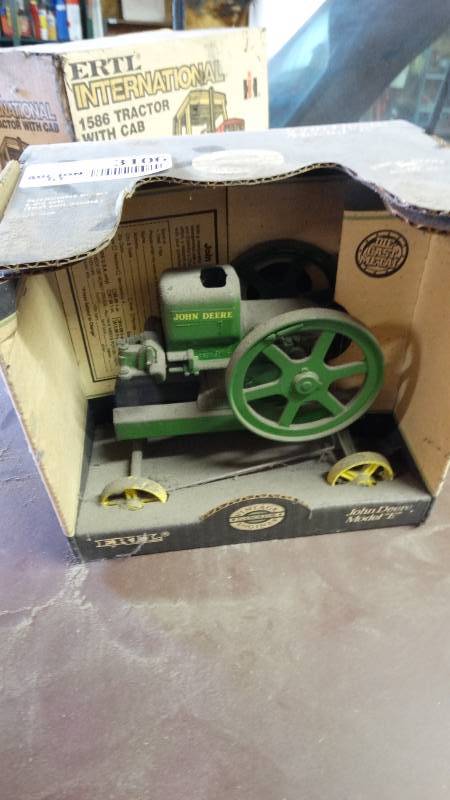 lot 3106 image: John Deere model E tractor.