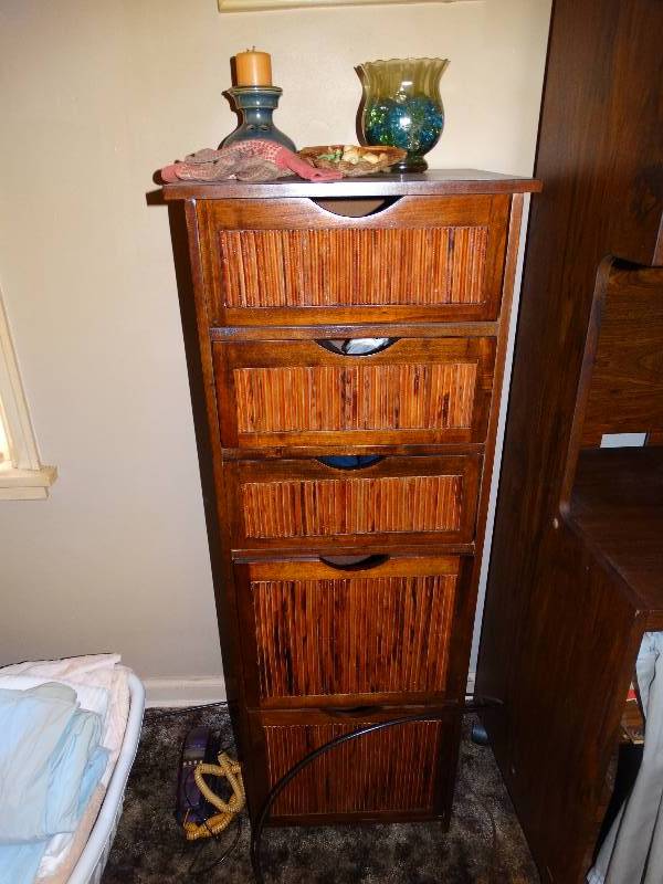 lot 638 image: Nice wood lingerie chest