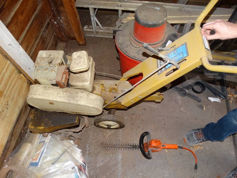 lot 698 image: Sears gas rototiller w 5.0 HP motor