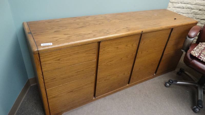 lot 966 image: Oak office credenza