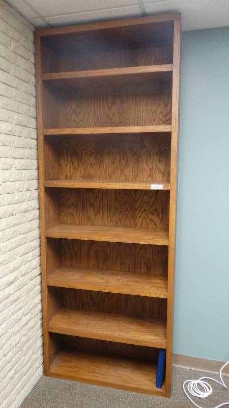 lot 968 image: Tall wood bookshelf