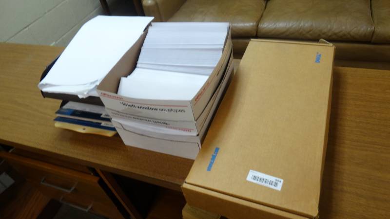 lot 994 image: Envelopes stickers computer programs