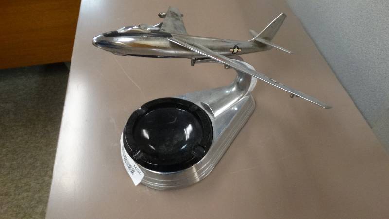 lot 1030 image: Vintage Airplane ashtray- USAF