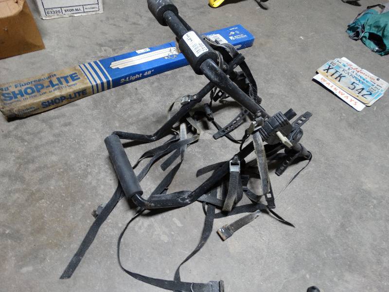 lot 4042 image: Saris bike rack.