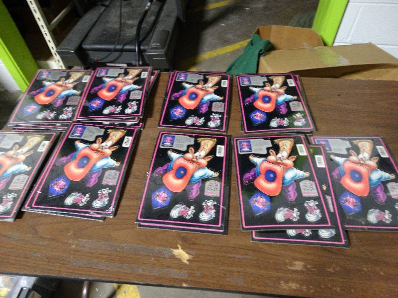 lot 4102 image: Lot of Mr.smooch.