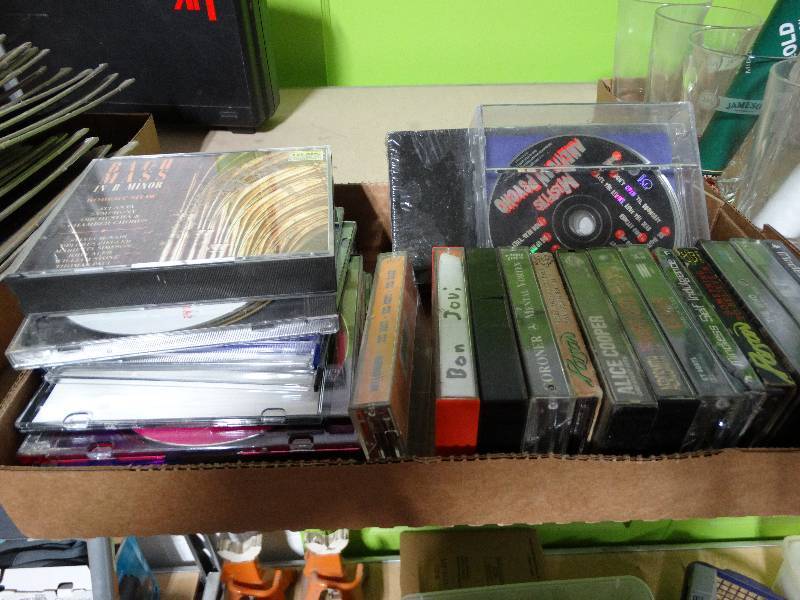 lot 4104 image: Lot of CDs & consettes.