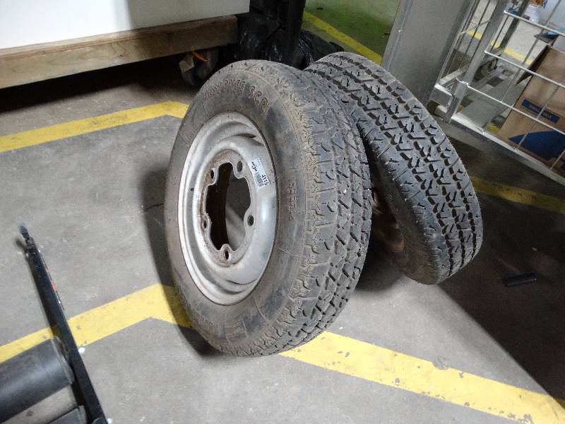 lot 4115 image: Set of 2 tires & wheels 165 SR15.