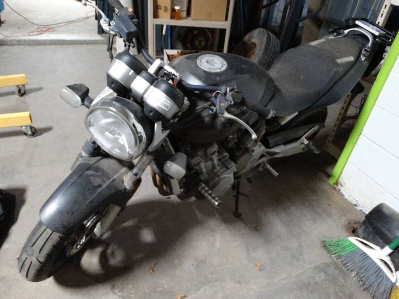 lot 4017 image: 2004 Honda motorcycle