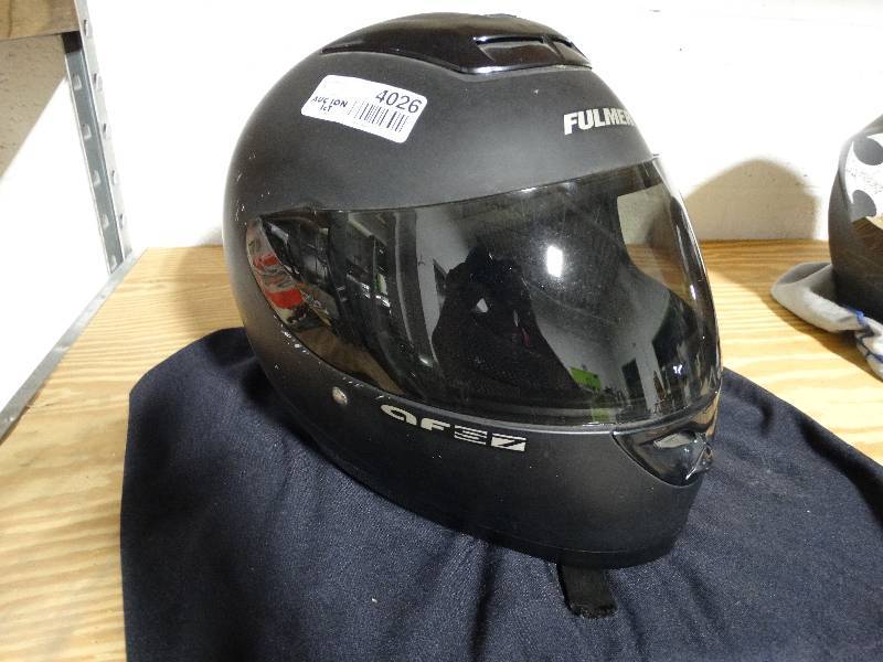 lot 4026 image: Fulmer motorcycle full face helmet w bag
