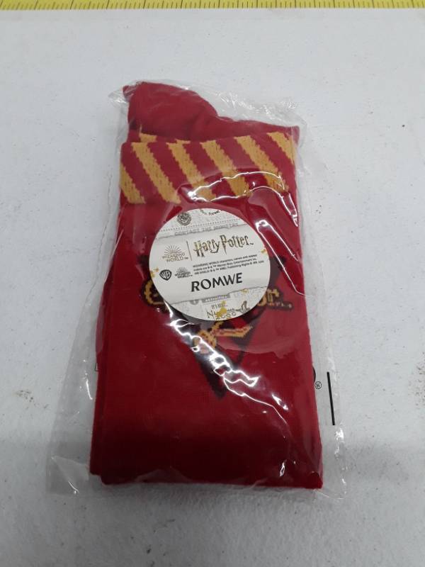 lot 56864 image: Harry Potter Woman Socks - 1 Pair