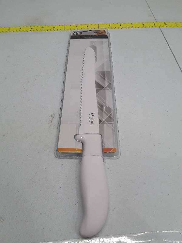 lot 28012 image: ke home - 8 Non-Stick Scalloped Bread Knife - White