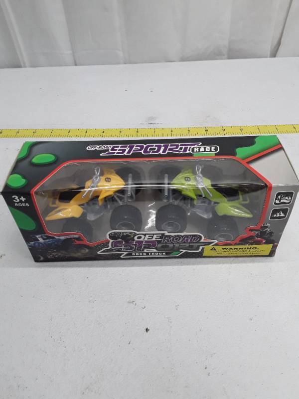 lot 28619 image: Off Road Sport Race - (2) 4-Wheelers - 1 Yellow, 1 Green