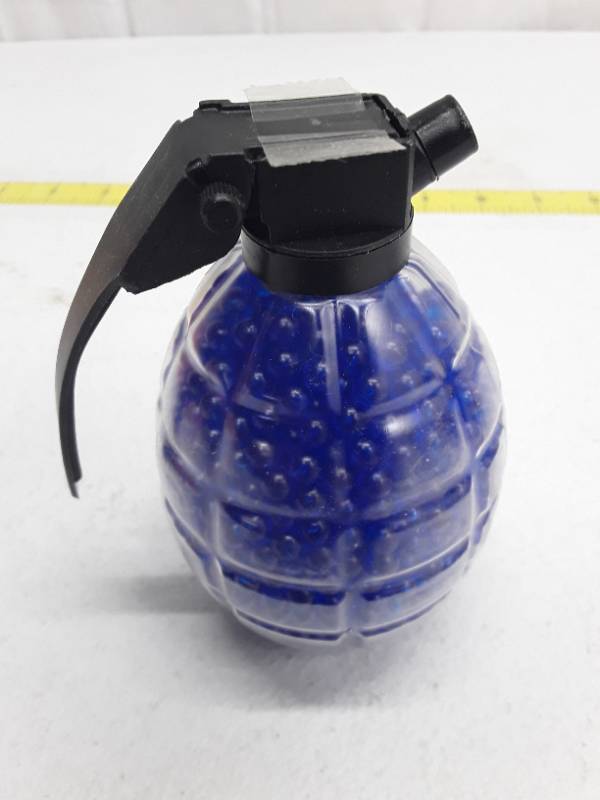 lot 29022 image: 1500 UK Arms .12g Airsoft BBs w Quickload Grenade Container - Blue