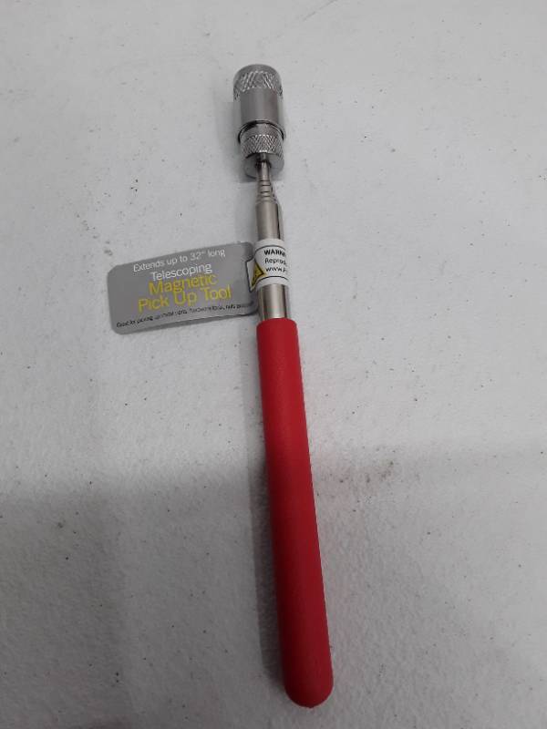 lot 29309 image: Telescoping Magnetic Pick Up Tool - Extends Up To 32 Long - Red