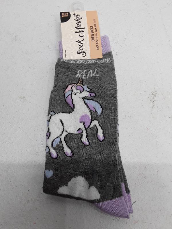 lot 29591 image: Sock Market Womens Crew Socks - 1 pair - Size 9-11 - Unicorn