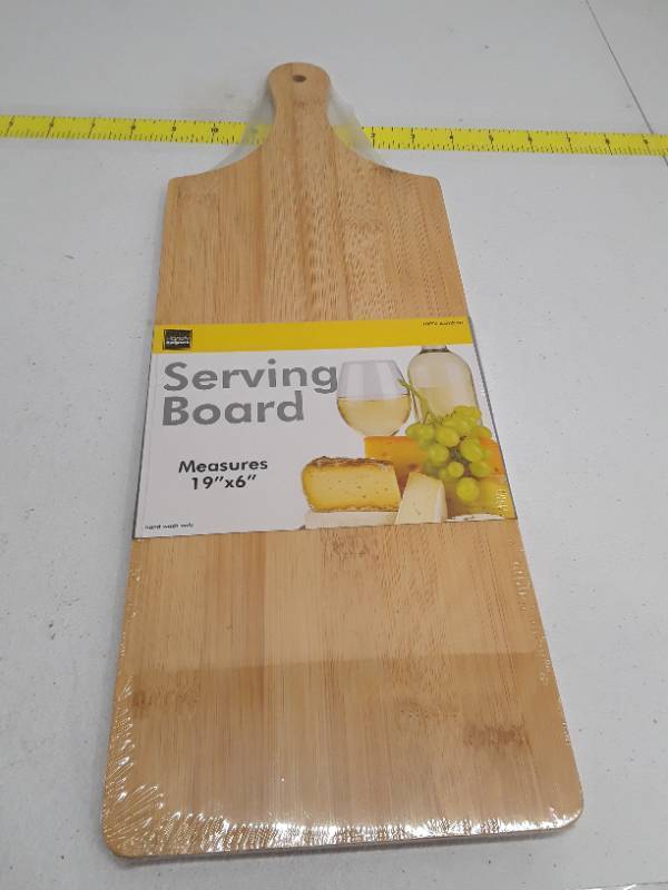 lot 29726 image: Serving Board - 19 x 6