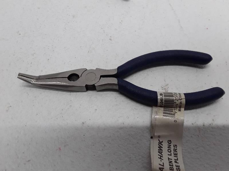 lot 29763 image: Cal-Hawk 6 Bent Long Nose Pliers