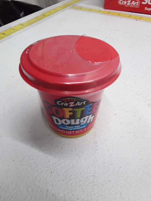 lot 30018 image: 3oz Cra-z-art Softee Dough - Red