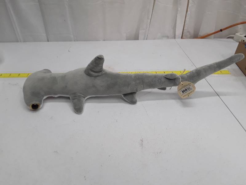 lot 31000 image: 24 Hammer Head Shark Plush Toy