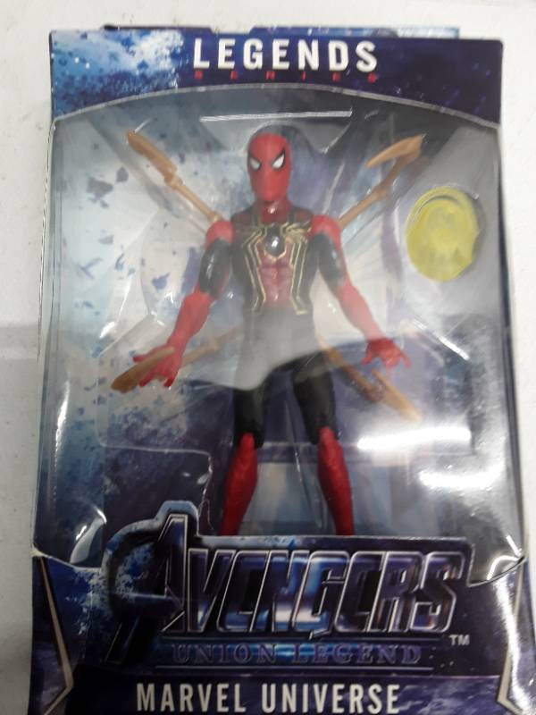 lot 31012 image: Marvel Universe Avengers Legends Series (box is based shape) - Spiderman