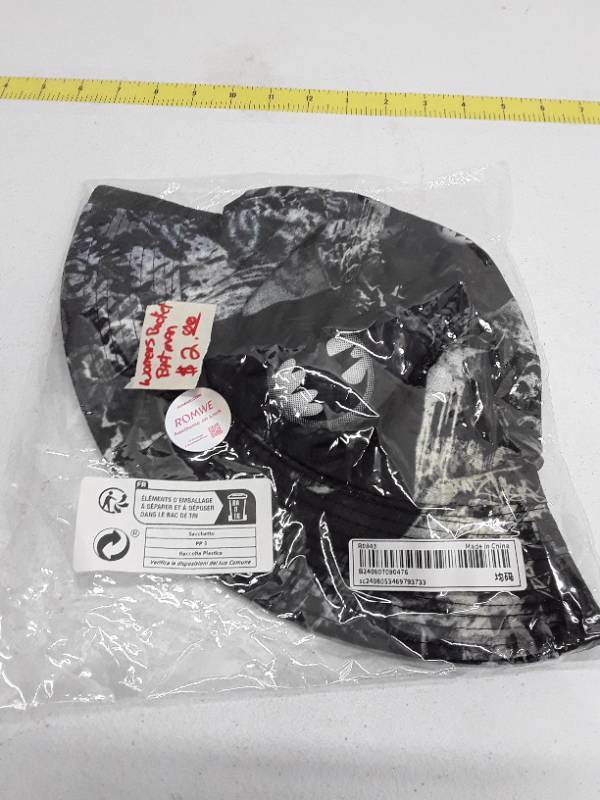 lot 56867 image: Hat - Womans Bucket Batman