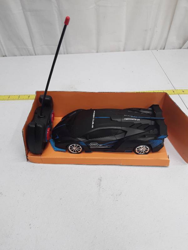 lot 57153 image: RC High Speed 118 Series Remote Control Car - Lamborghini
