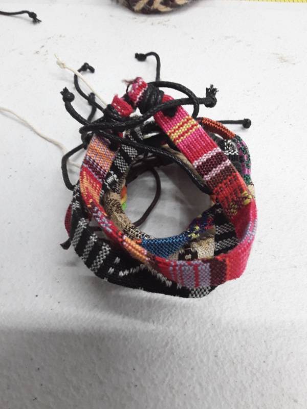 lot 57321 image: Random Bracelets - Pack of 6