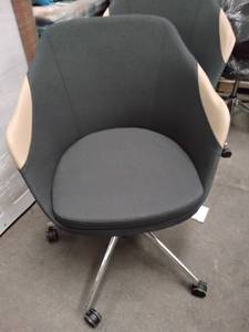 lot 46849 image: Modern Adjustable Office Task Conference Table Chair with Chrome Base