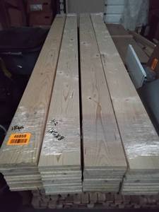 lot 46859 image: 1x6x8 White Pine. 40 - 8ft Boards