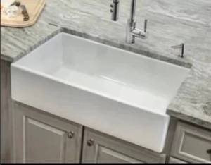 lot 46836 image: Elkay Fireclay 33 in. Single Bowl Apron-Front Farmhouse Kitchen Sink AP33SBPLN
