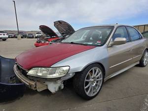 lot 50272 image: 1998 Honda Accord, CHAMPAGNE