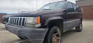 lot 50284 image: 1996 Jeep Grand Cherokee 4x4, BURGANDY