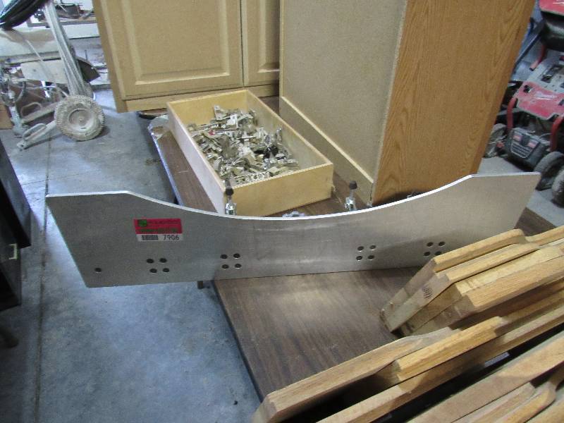 lot 7906 image: Lot of Weaver Wood Jigs & 1 Weaver Metal Door Jig Fixture