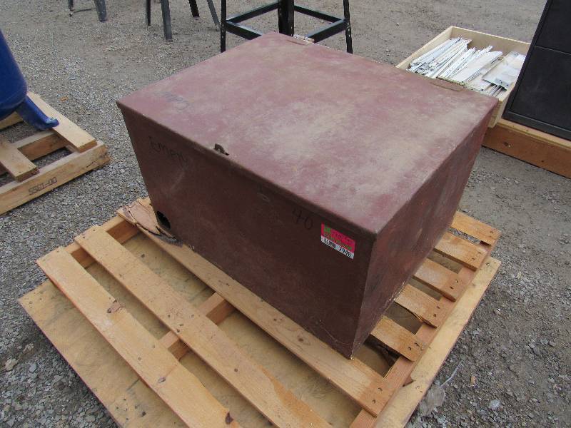 lot 7948 image: Metal Tool  Storage Box