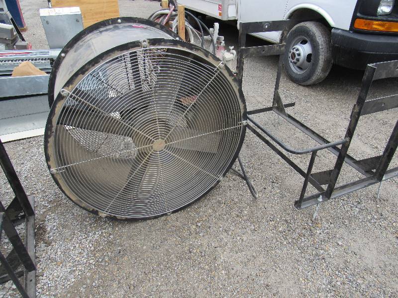 lot 7960 image: Dayton 36 Hi-Vol  Hi-Velocity Industrial Fan - Model #5M178