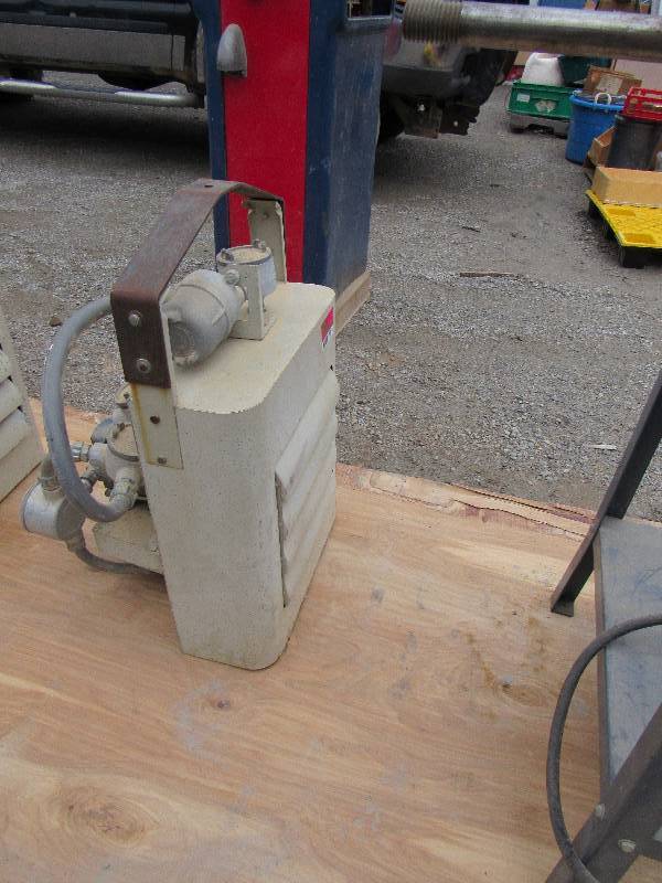 lot 7970 image: Singer Gas Shop Furnace
