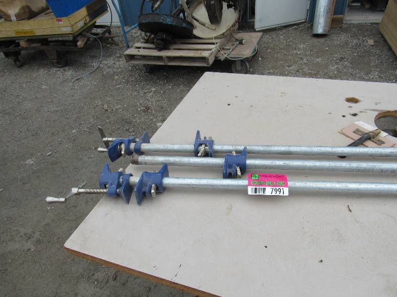 lot 7991 image: Case Clamps (Lot of 3)