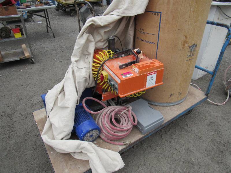 lot 7996 image: Dust Collection System  Blum Router Hose & Misc.