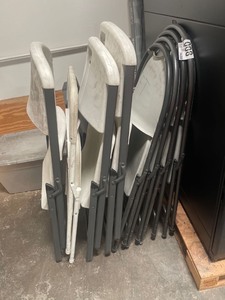 lot 7862008 image: assorted folding chairs 8ct