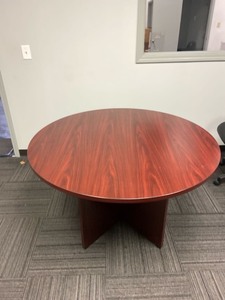 lot 7862175 image: 48in (29in tall) Round Table