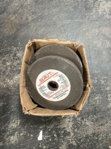 lot 7862198 image: Box of Bench Grinders