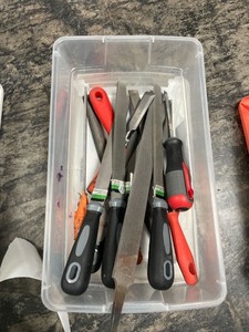 lot 7862223 image: Box of Misc Chisels
