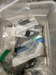 lot 7862225 image: Misc Box of Bite and Plug Taps