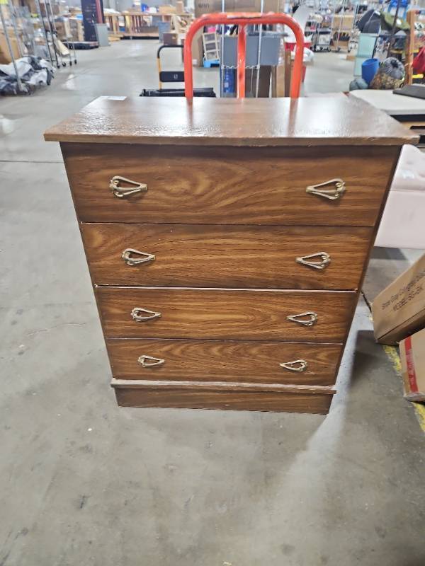 lot 12128 image: Vintage 4-Drawer Chest 37 Tall 30 Wide 18 Deep