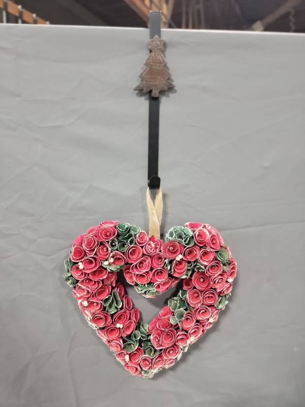 lot 12584 image: Handcrafted Paper Rose Heart Wreath with Christmas Tree Hook