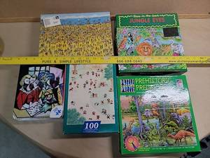 lot 8728 image: Vintage Childrens Puzzle Collection