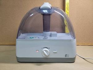 lot 30002 image: Perfect Aire Ultrasonic Humidifier with Night Light